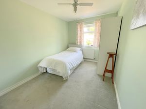 Pyefleet Close- click for photo gallery